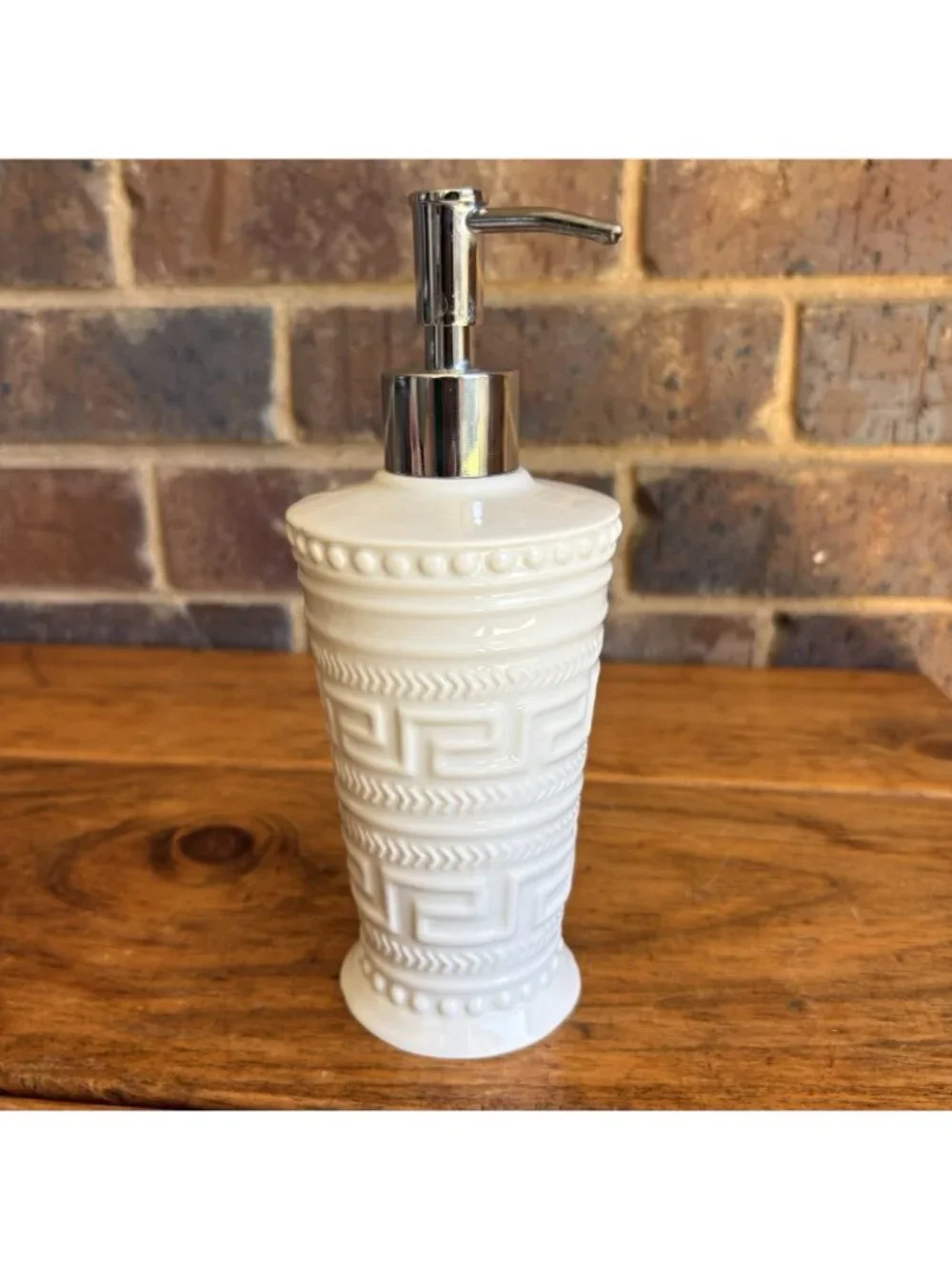 Kassatex Santorini Lotion Dispenser Bathroom Accessory White Greek Key Porcelain